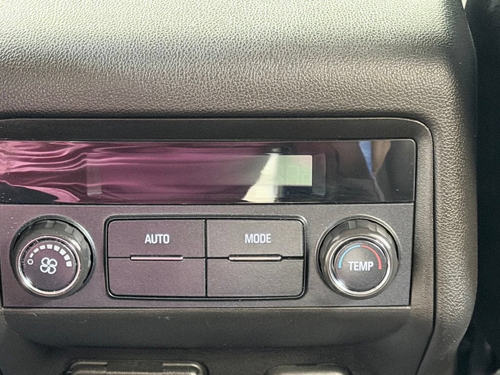 Used 2019 GMC Acadia SLT FWD image 28