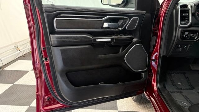 Used 2023 RAM 1500 Laramie AWD/4WD image 13