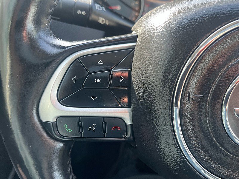 Used 2018 Jeep Compass Latitude w/ Popular Equipment Group AWD/4WD image 28