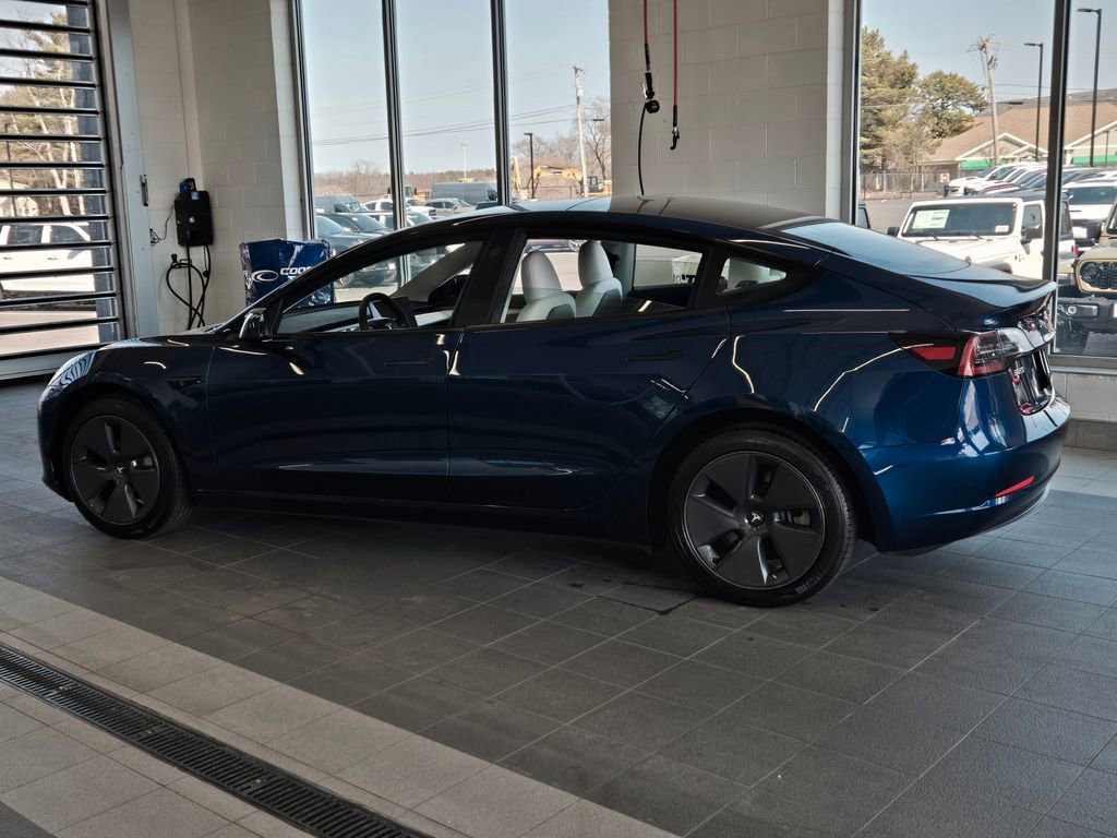 Used 2023 Tesla Model 3 Standard Range RWD image 6