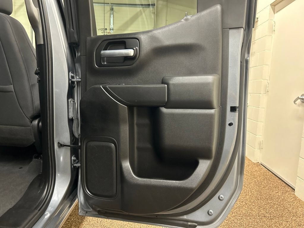 Used 2019 Chevrolet Silverado 1500 LT w/ All-Star Edition AWD/4WD image 14