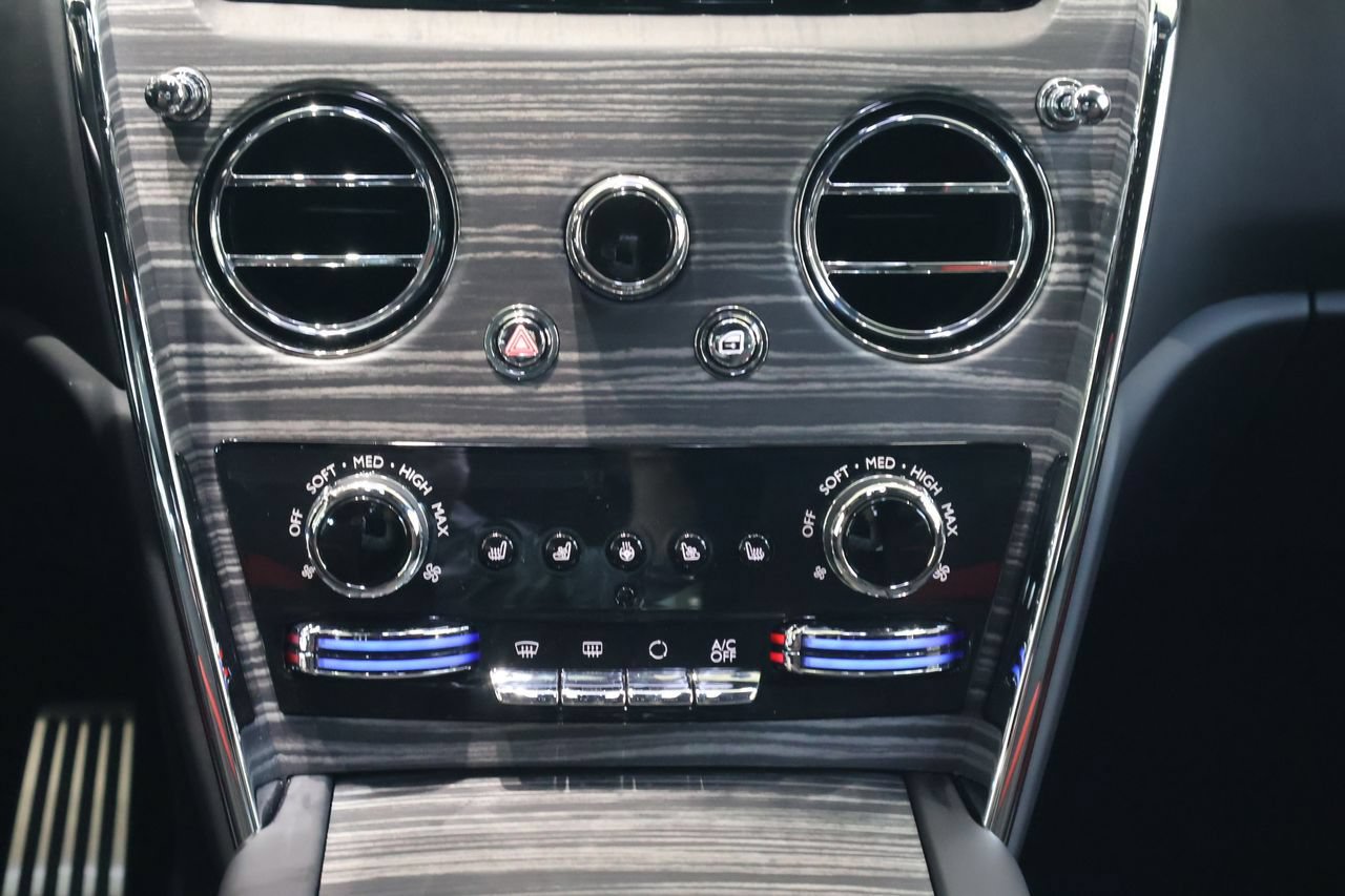 New 2026 Rolls-Royce Cullinan AWD/4WD image 21