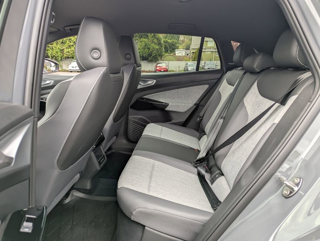 Certified 2023 Volkswagen ID.4 Pro image 26