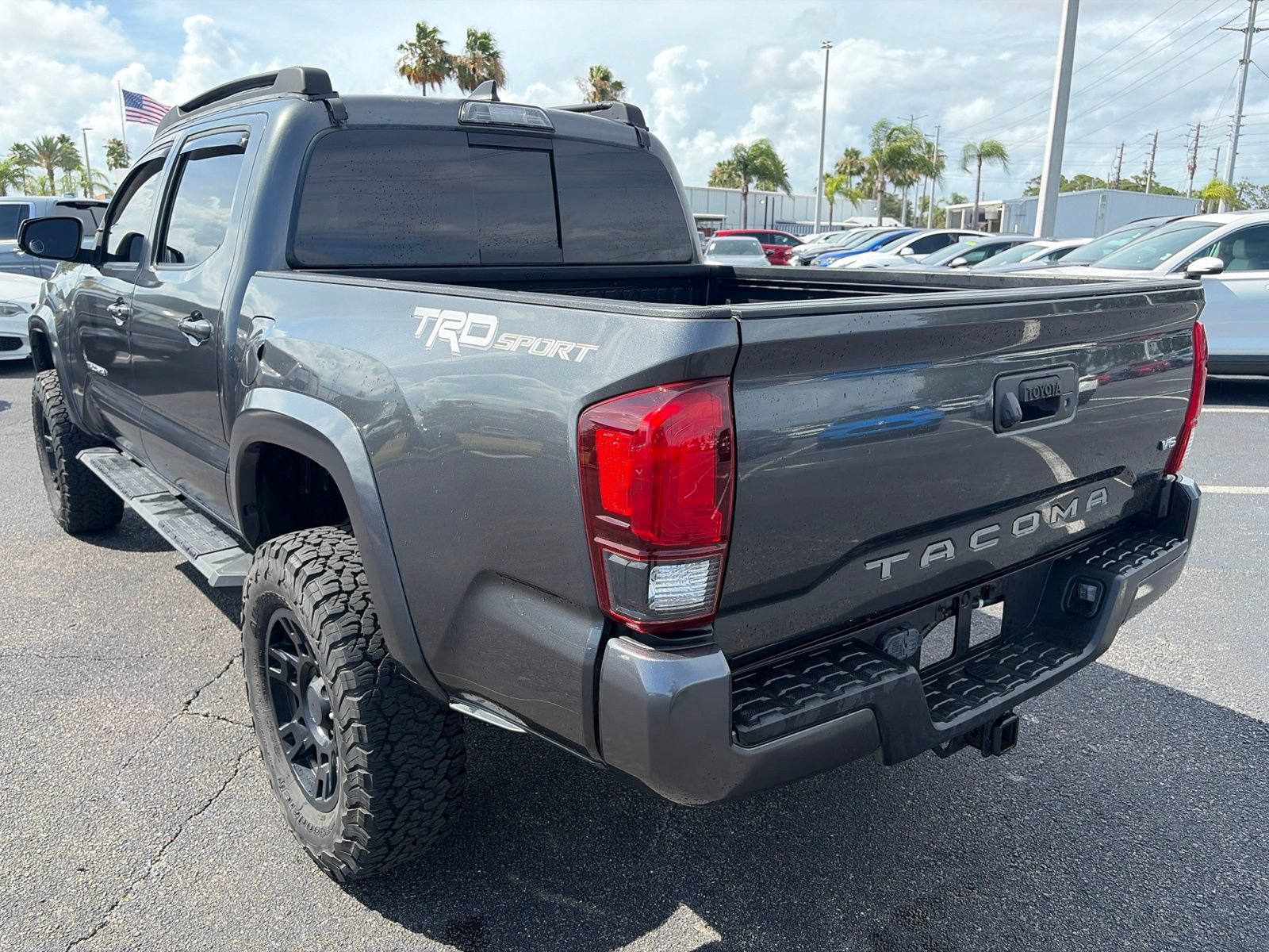 Used 2019 Toyota Tacoma TRD Sport RWD image 5