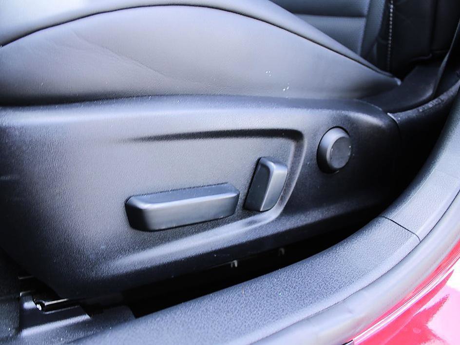 Used 2024 Lexus IS 350 F Sport RWD image 12