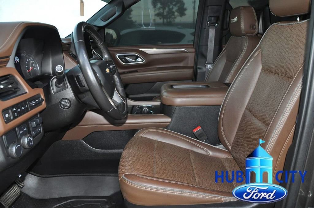 Used 2021 Chevrolet Suburban High Country w/ Premium Package RWD image 10