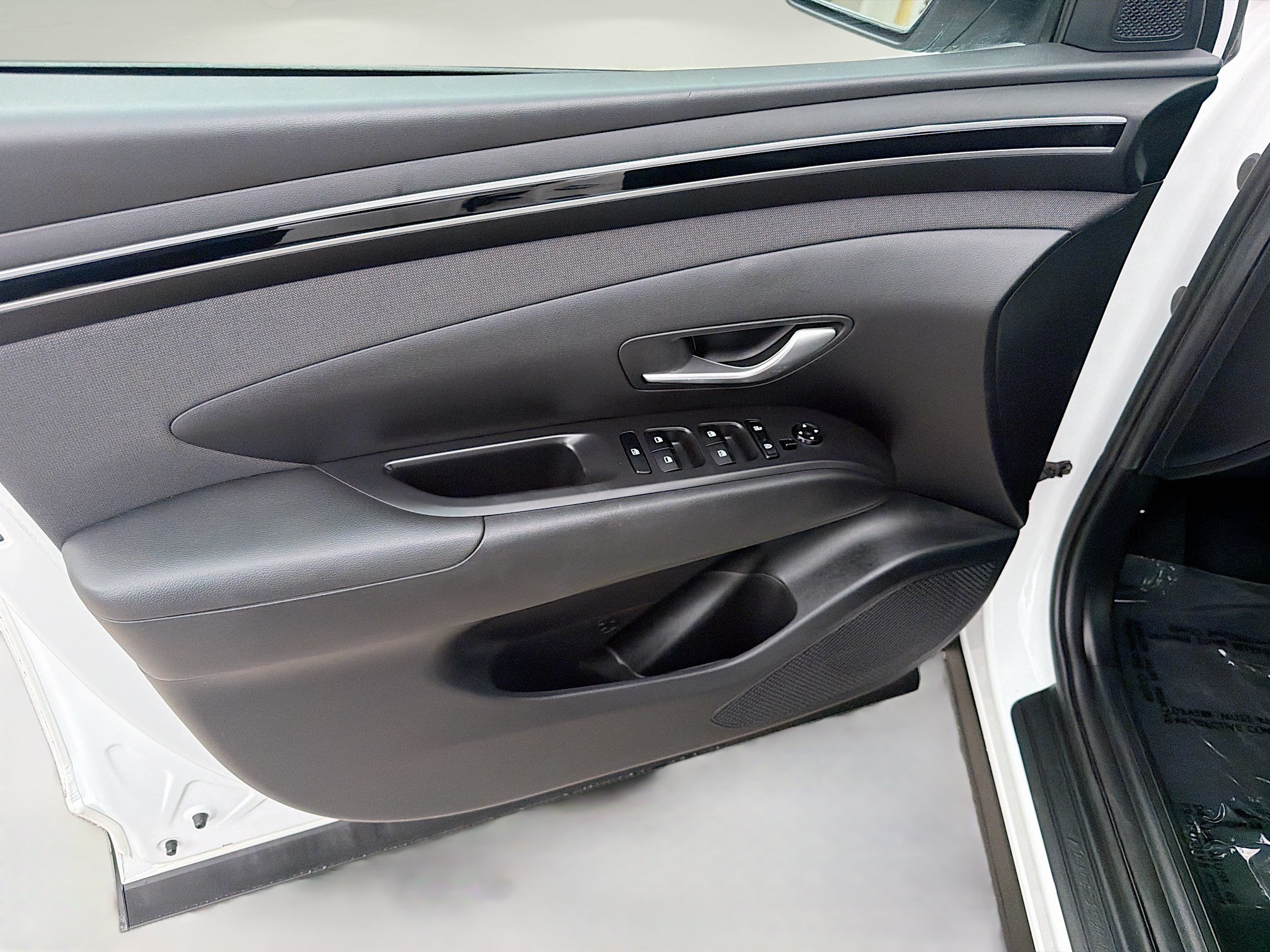 Used 2023 Hyundai Tucson SEL w/ Convenience Package FWD image 17