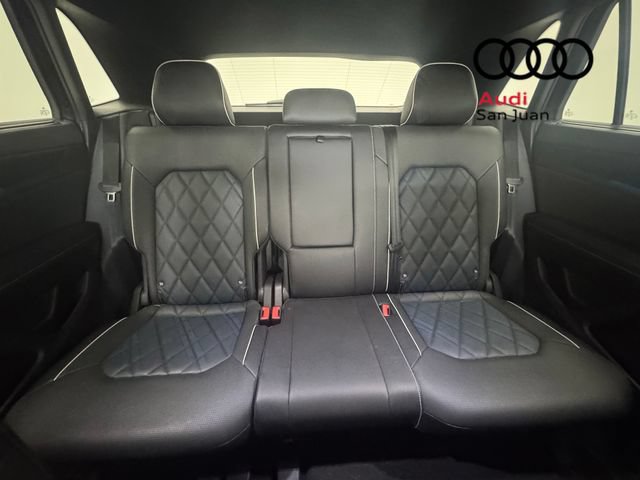 Used 2026 Volkswagen Atlas Cross Sport SEL Premium R-Line AWD/4WD image 14