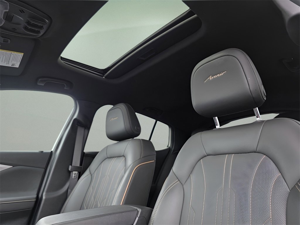 Used 2024 Buick Envista Avenir image 21
