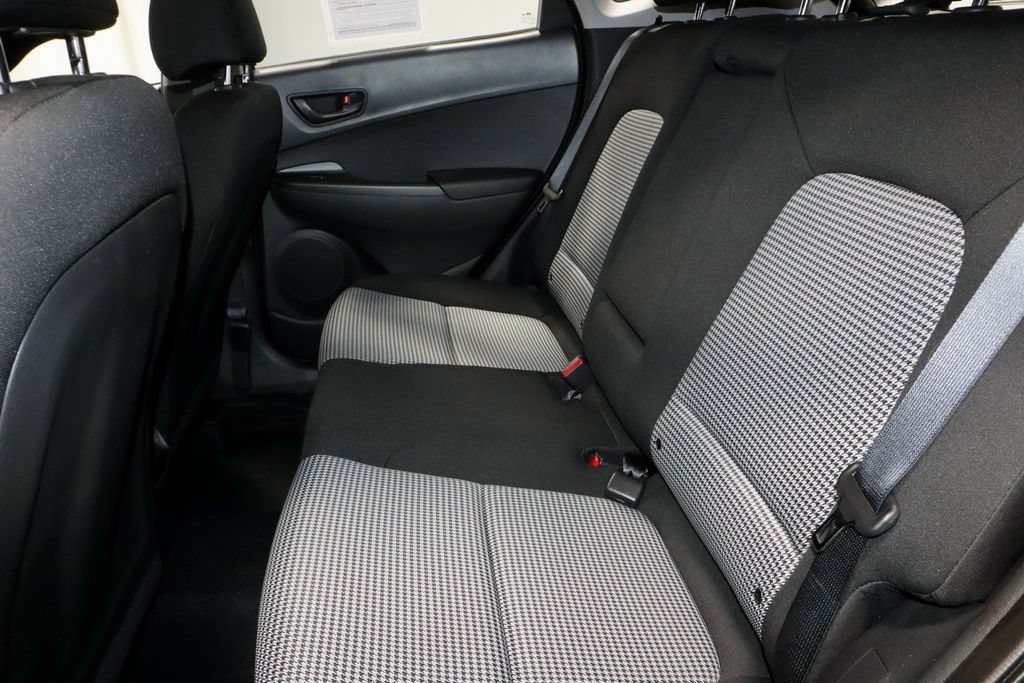 Used 2023 Hyundai Kona SE AWD/4WD image 21