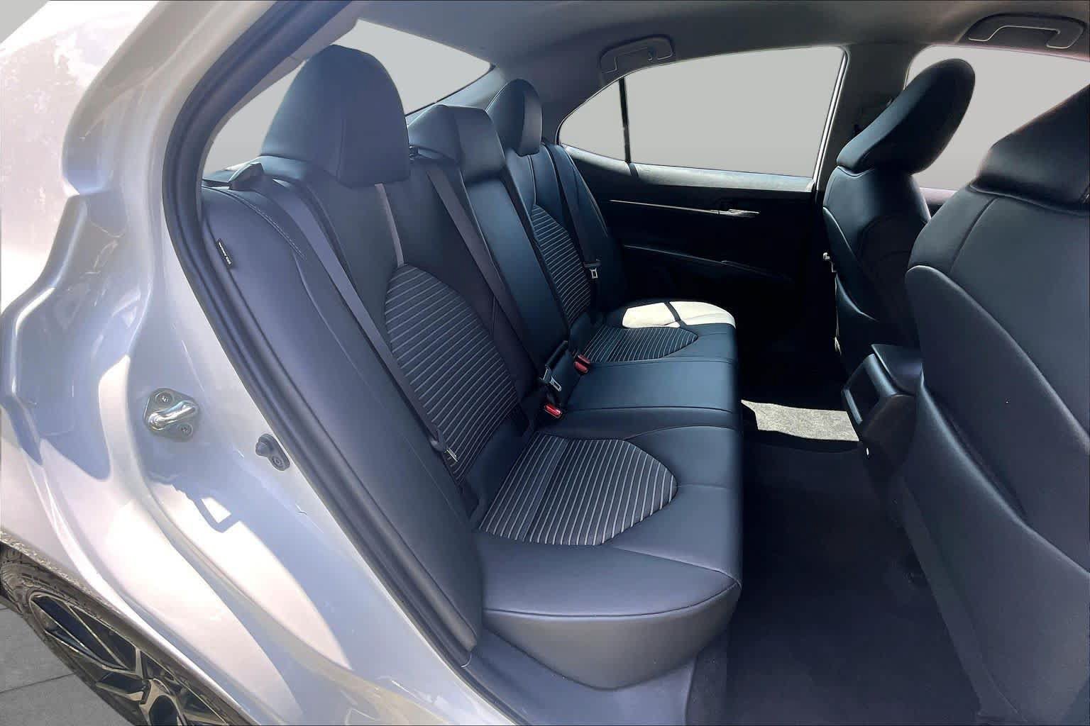 Used 2024 Toyota Camry SE FWD image 21