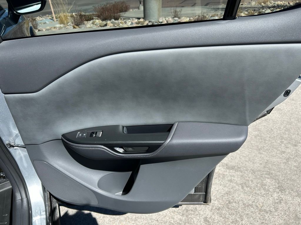 Used 2025 Lexus RZ 450e w/ Technology Package image 29