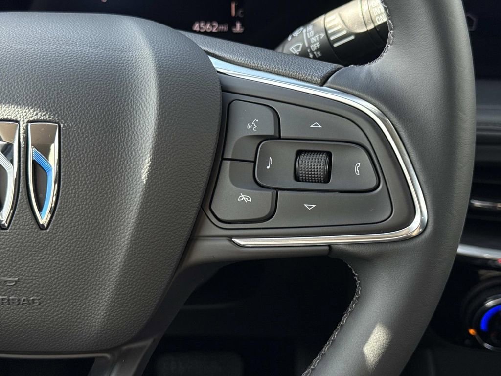 Used 2026 Buick Encore GX Sport Touring w/ Black Roof Package AWD/4WD image 9