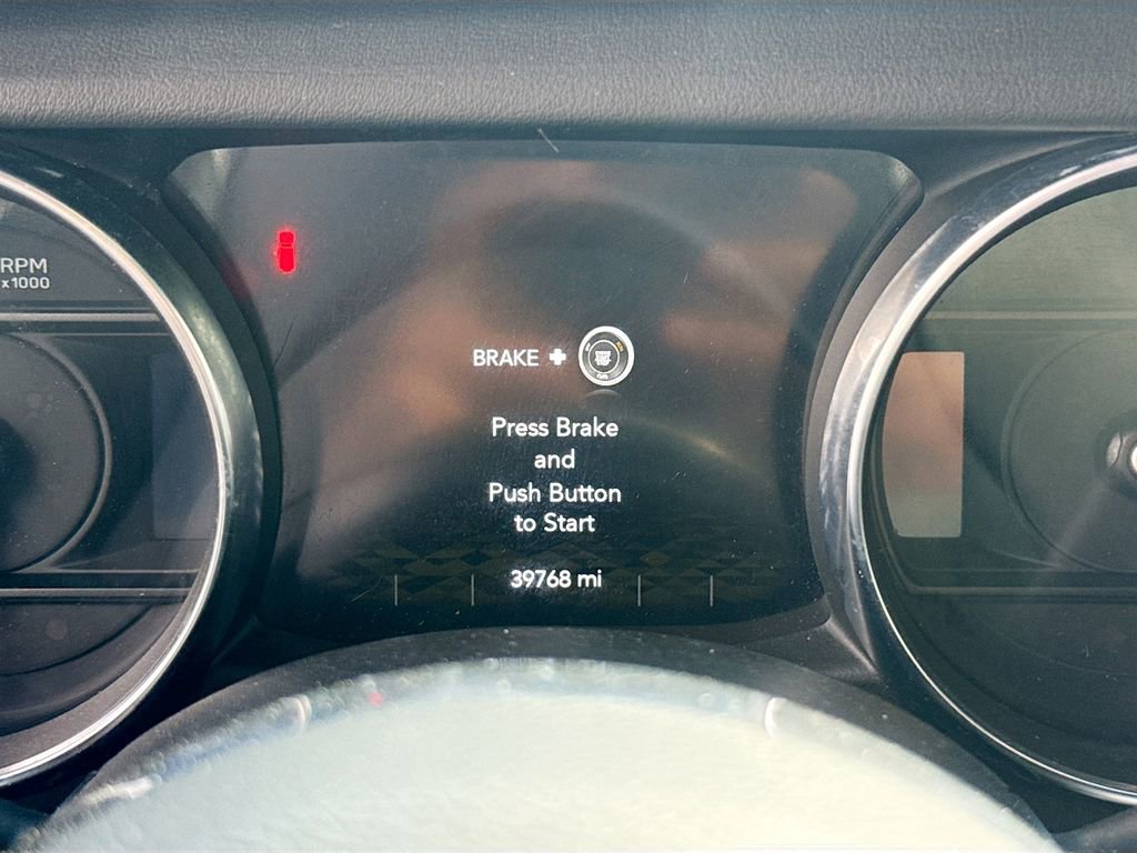 Used 2022 Jeep Wrangler Unlimited Sahara w/ Safety Group image 13