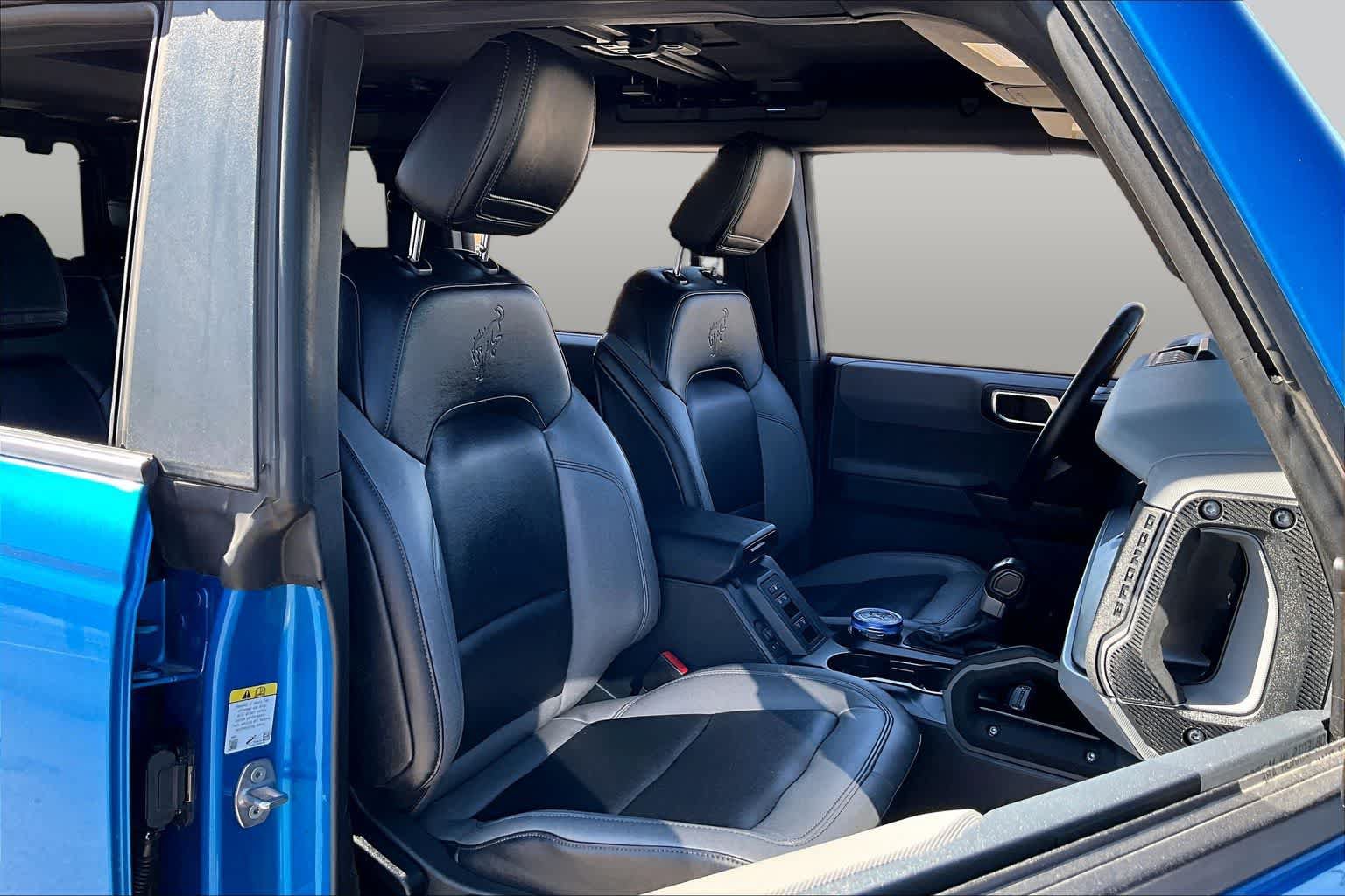 Used 2023 Ford Bronco Big Bend w/ Sasquatch Package AWD/4WD image 9