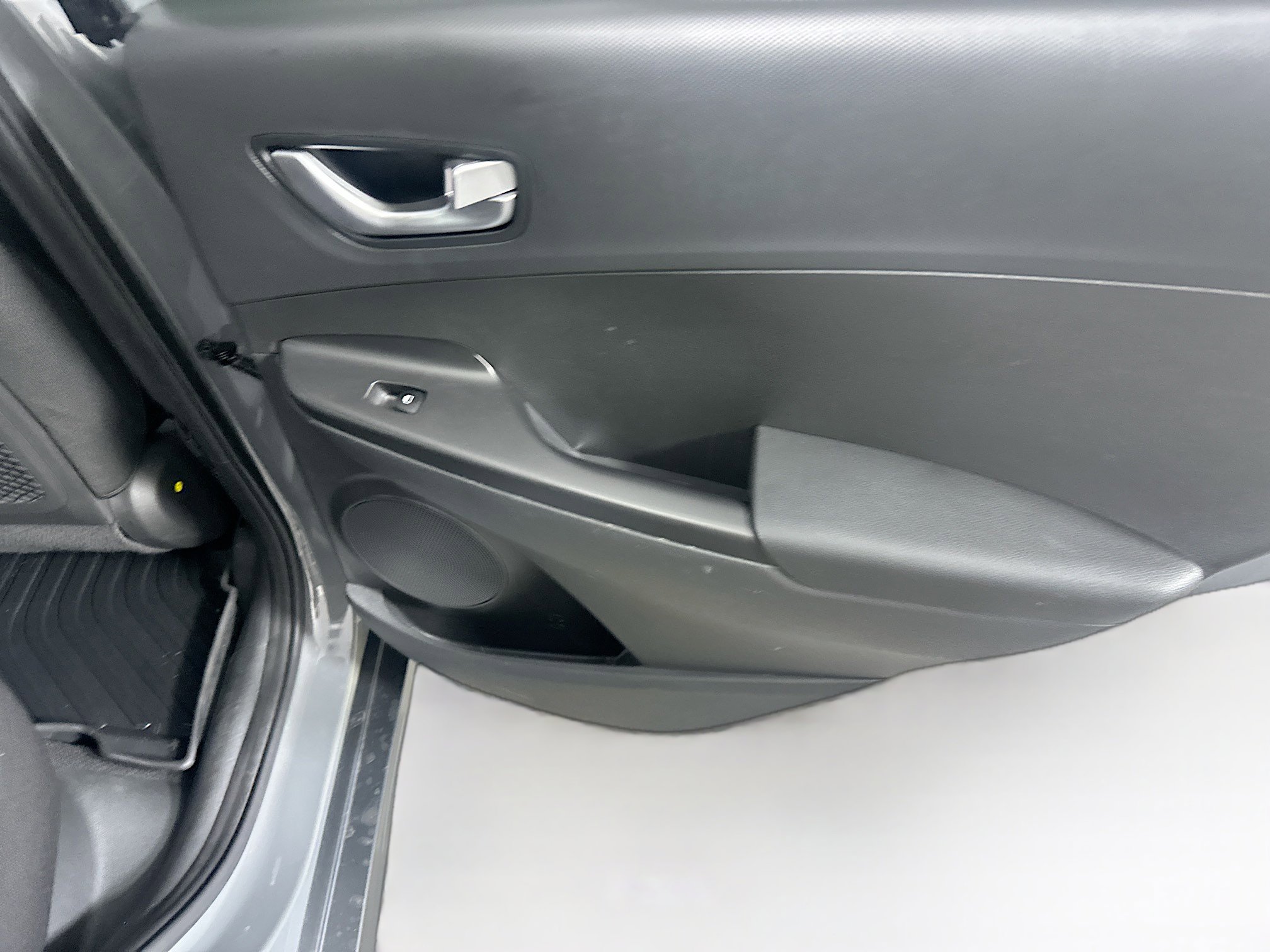 Used 2023 Hyundai Kona SEL image 30