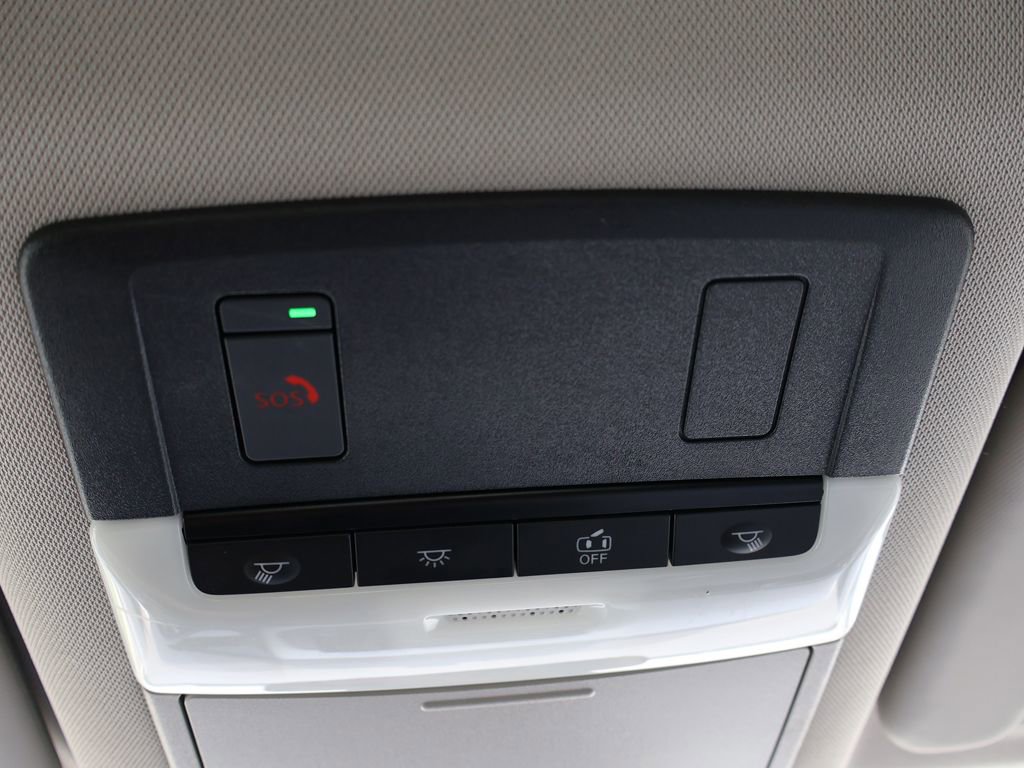 Used 2023 Nissan Rogue SV FWD image 46