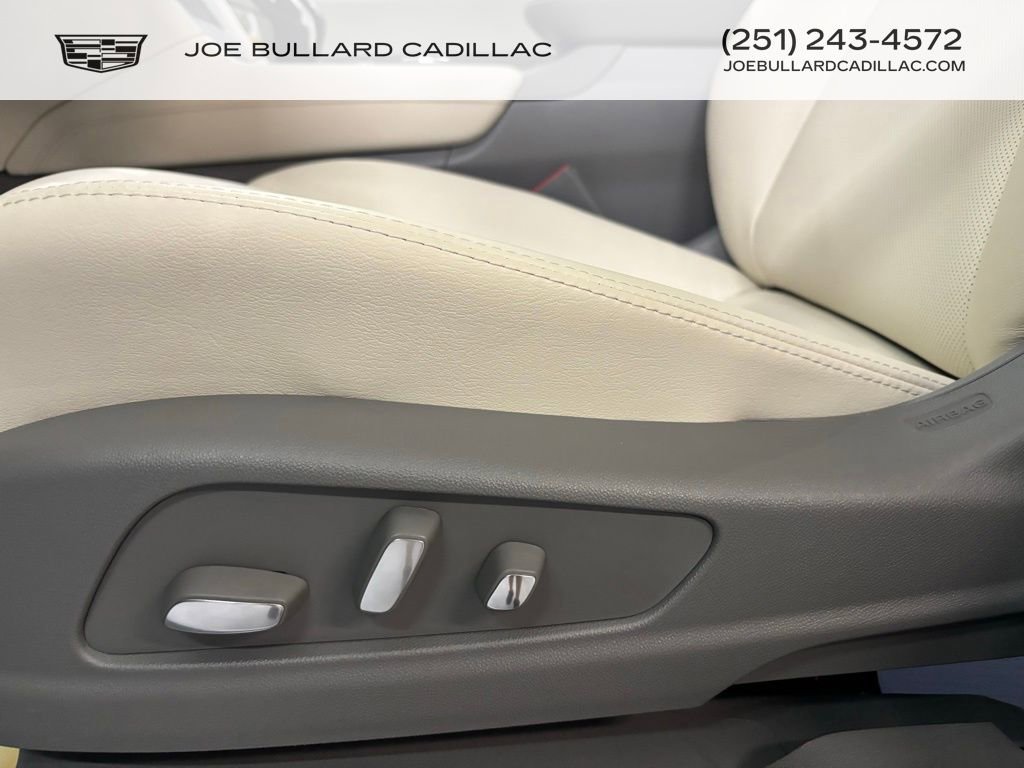 New 2025 Cadillac XT5 Premium Luxury w/ LPO, Floor Liner Package image 6