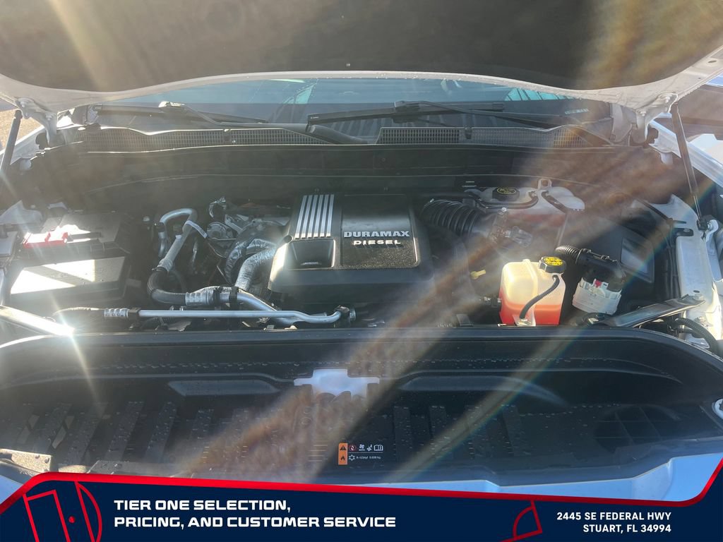 Used 2023 GMC Sierra 1500 SLT w/ SLT Premium Package RWD image 12