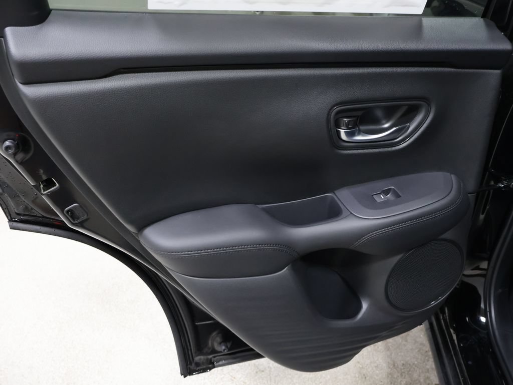 New 2027 Honda HR-V LX image 15
