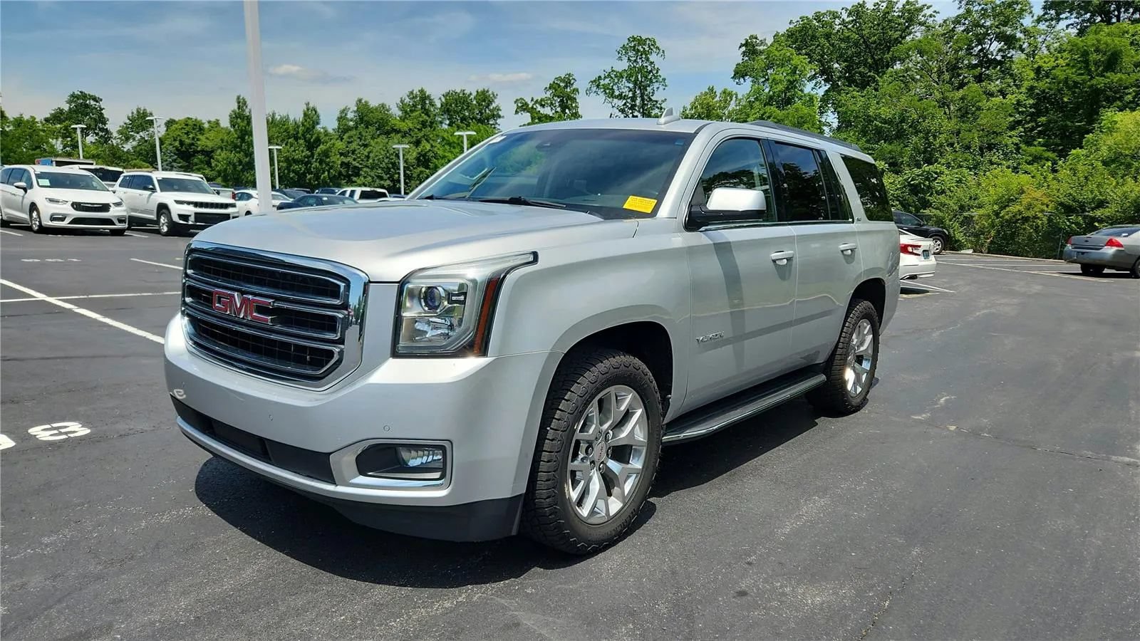 Used 2016 GMC Yukon SLT w/ Open Road Package AWD/4WD image 4