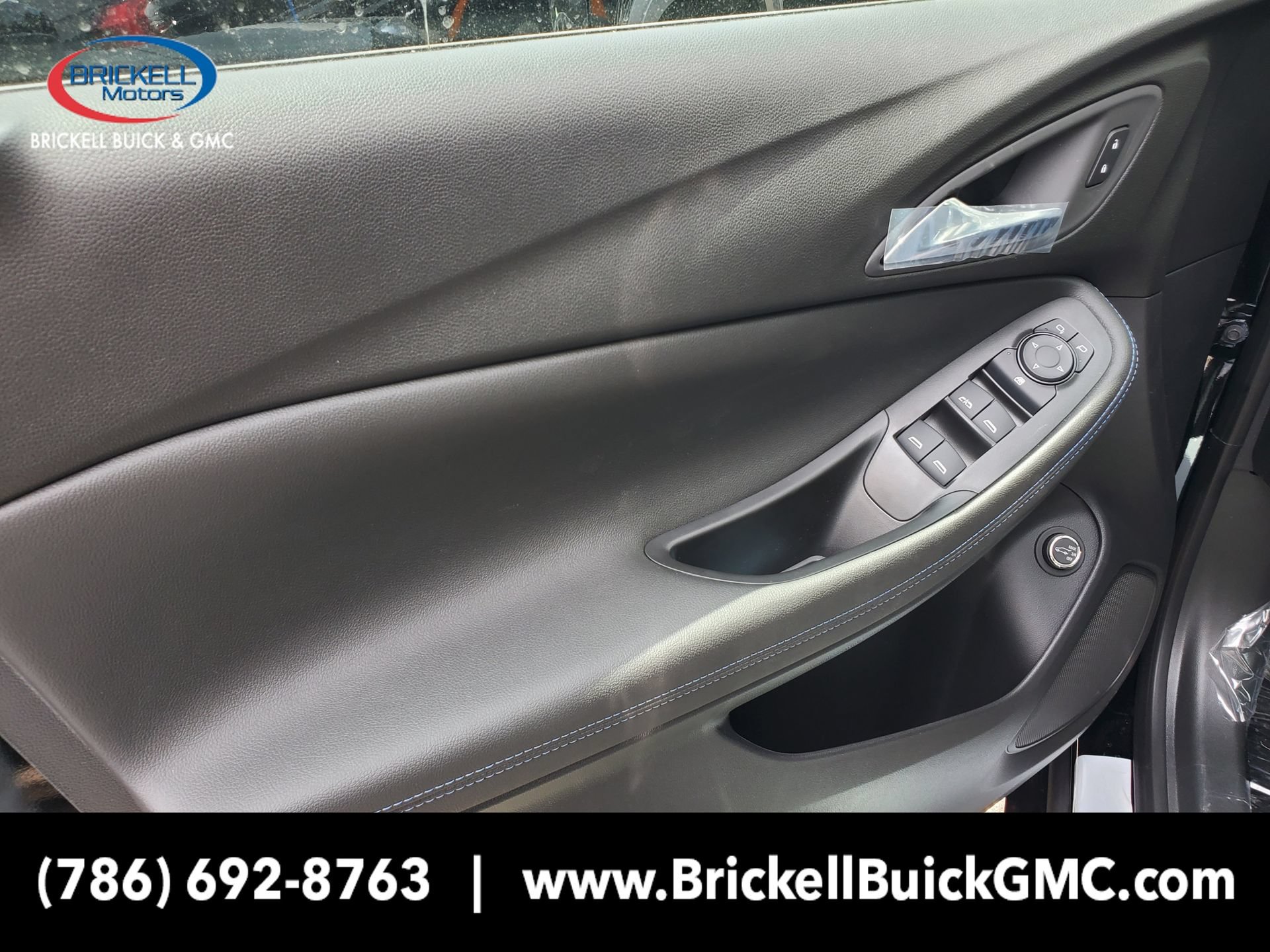 New 2026 Buick Encore GX Sport Touring w/ Advanced Technology Package FWD image 17