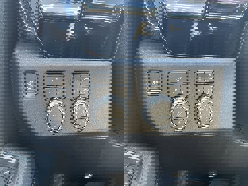 New 2026 GMC Sierra 1500 SLT w/ SLT Premium Plus Package image 18