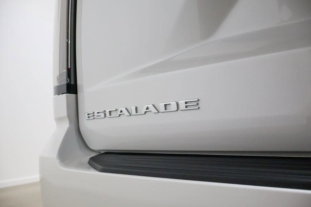 Used 2025 Cadillac Escalade V w/ LPO, Floor Liner Package image 79