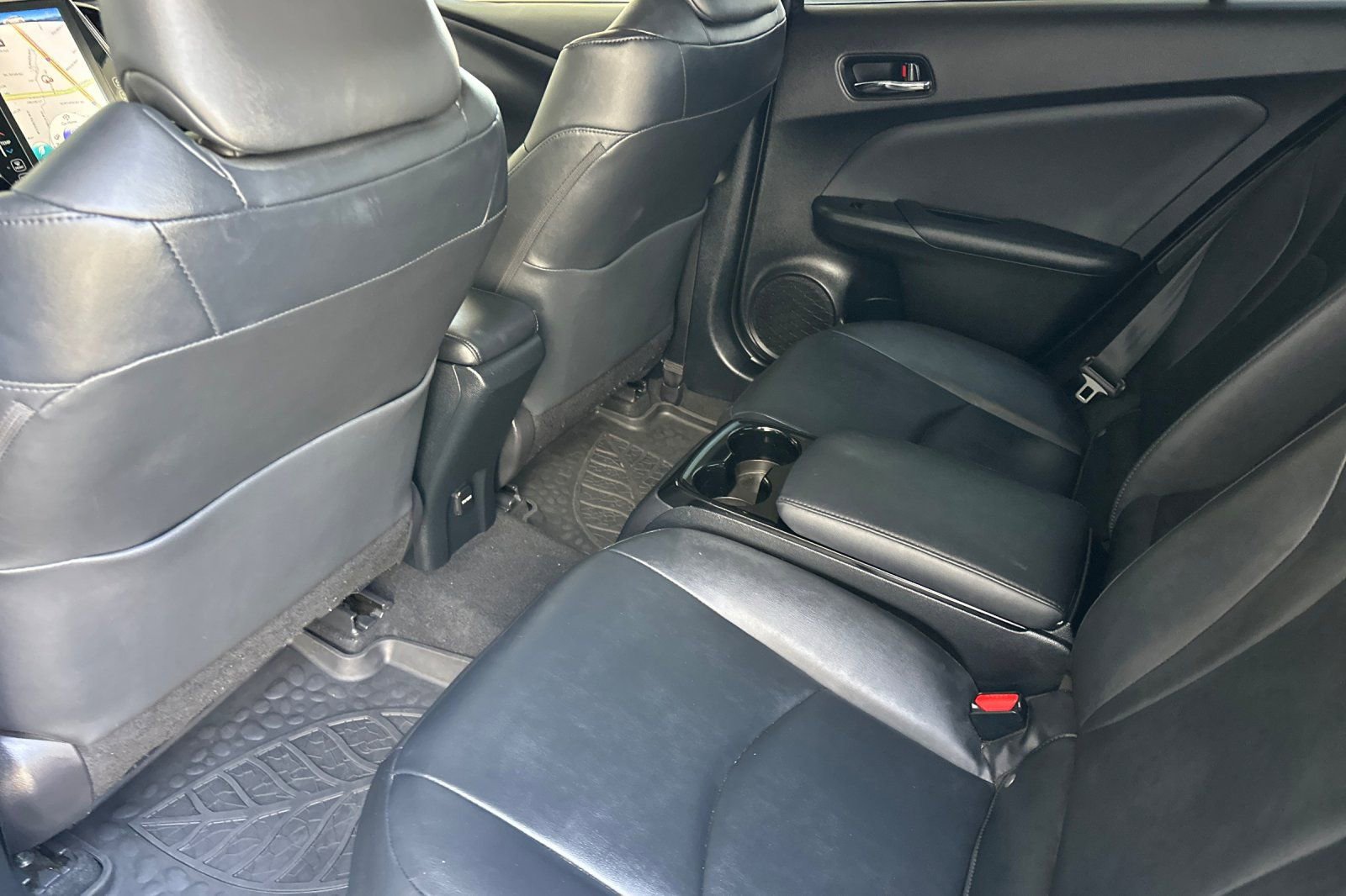 Used 2019 Toyota Prius Prime Premium FWD image 14