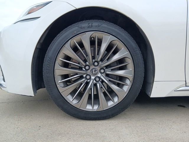 Used 2019 Lexus LS 500 RWD image 5