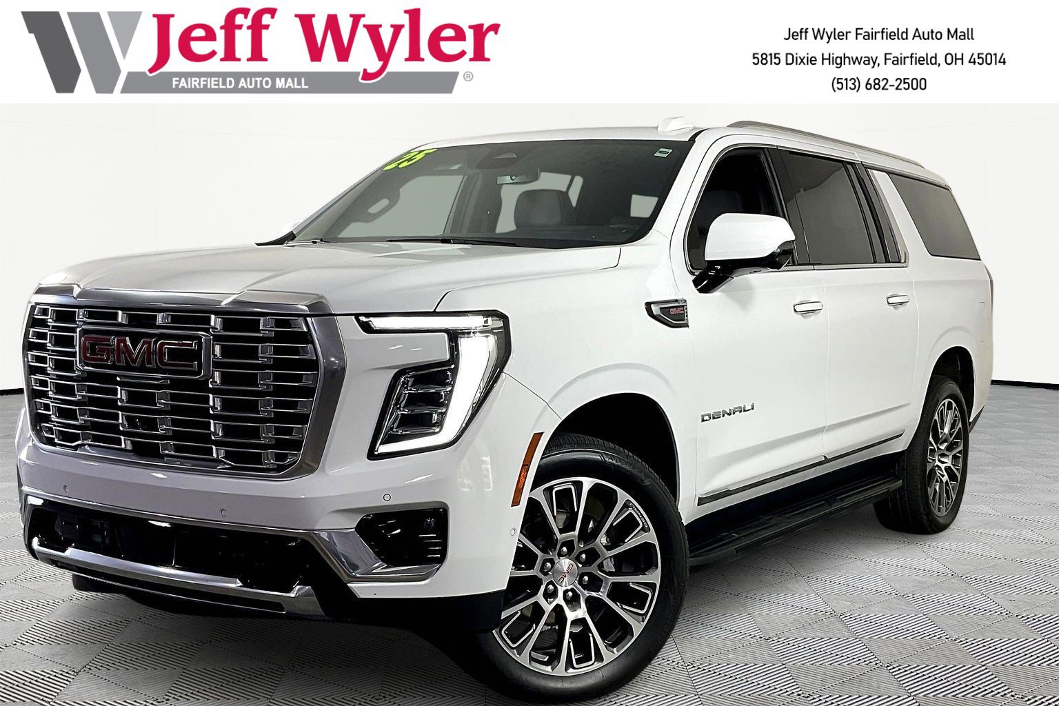 Used 2025 GMC Yukon XL Denali image 1