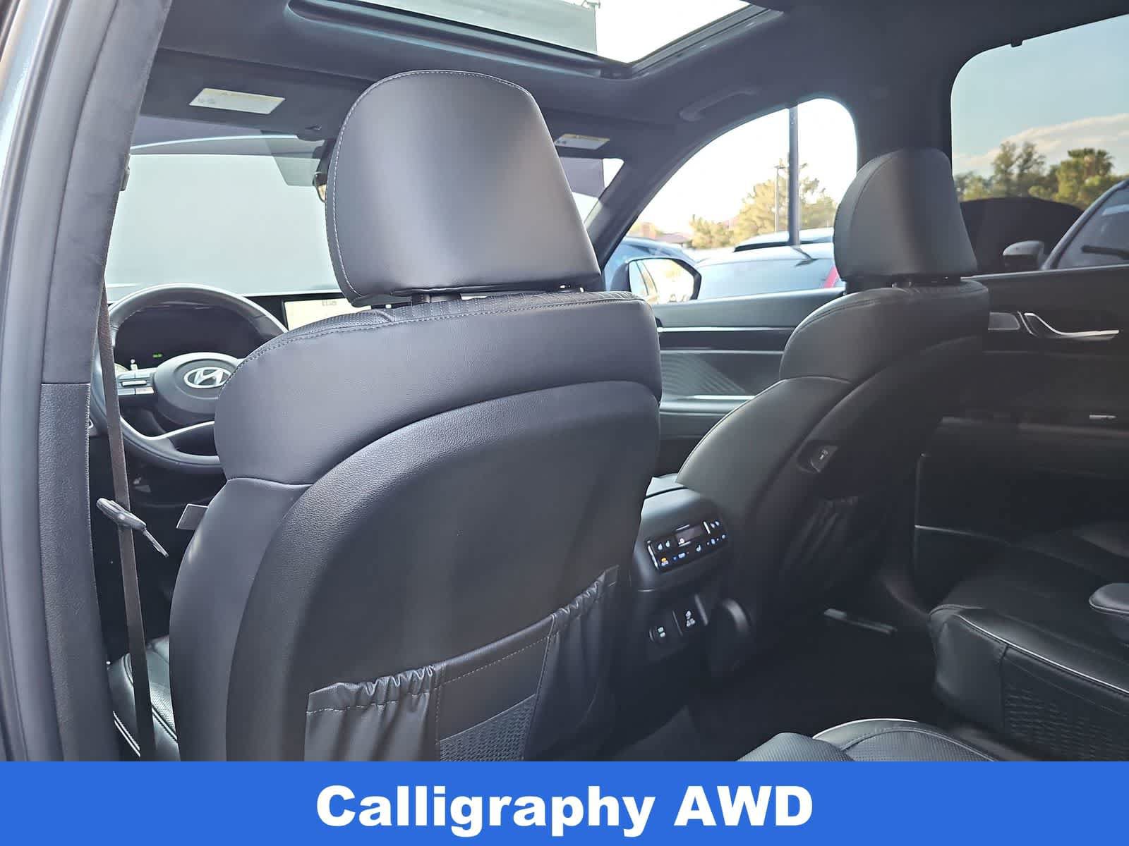 Used 2025 Hyundai Palisade Calligraphy AWD/4WD image 16