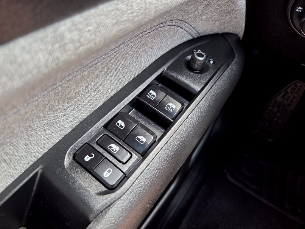 Certified 2025 Jeep Compass Sport AWD/4WD image 22