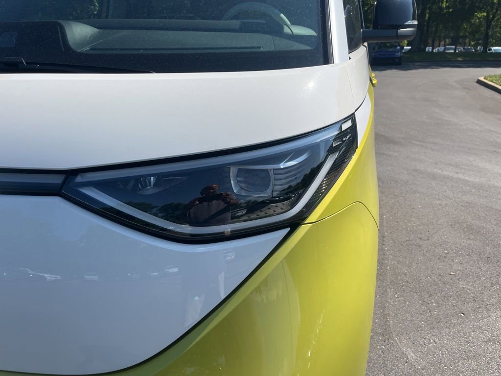 New 2025 Volkswagen ID. Buzz 1st Edition image 9