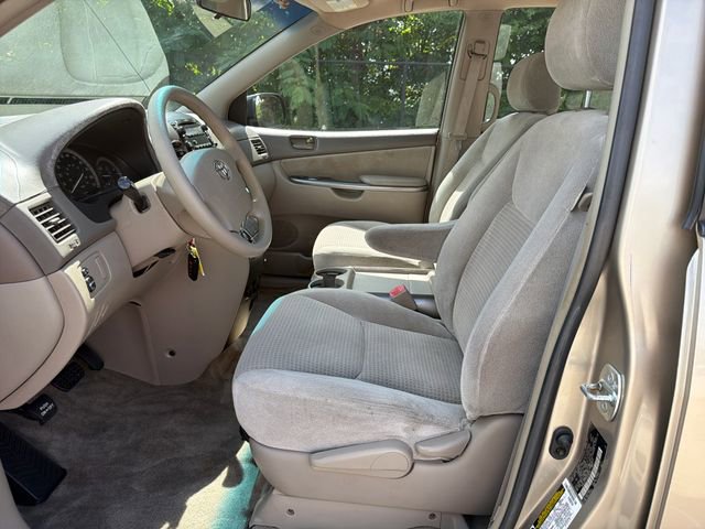 Used 2006 Toyota Sienna LE FWD image 11