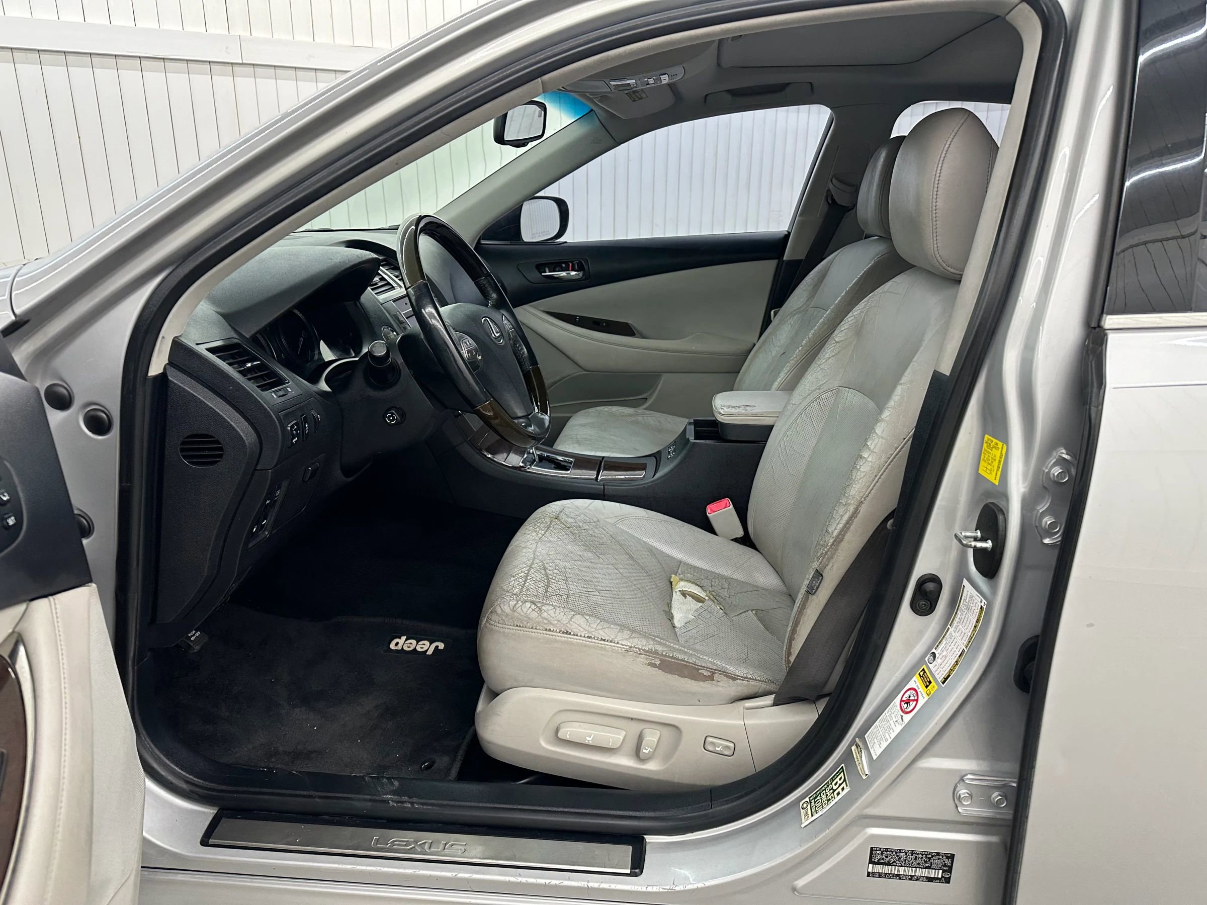 Used 2010 Lexus ES 350 image 11