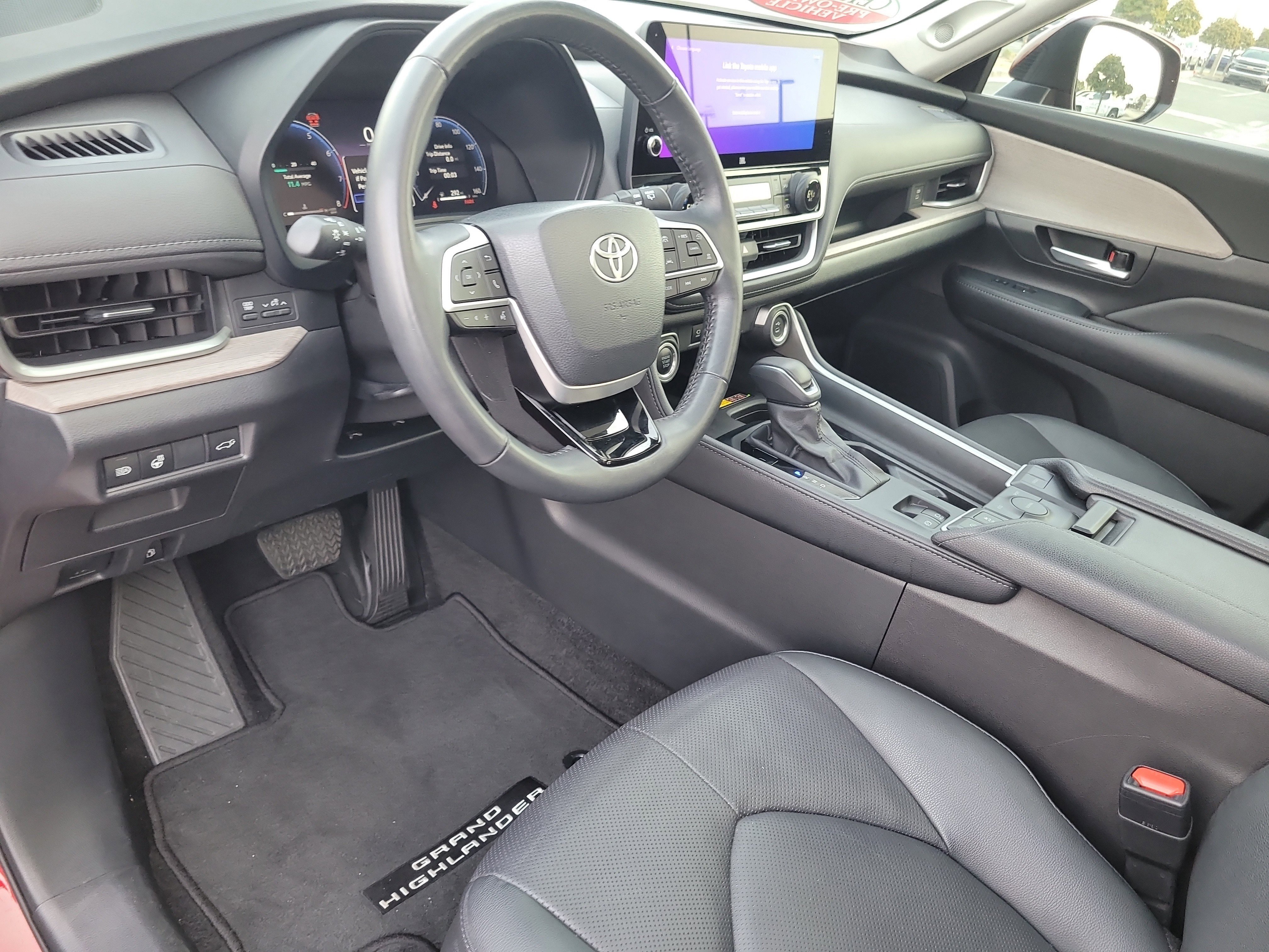 Certified 2024 Toyota Grand Highlander Limited image 21