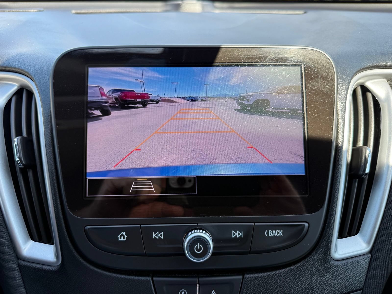 Used 2024 Chevrolet Malibu LT FWD image 21