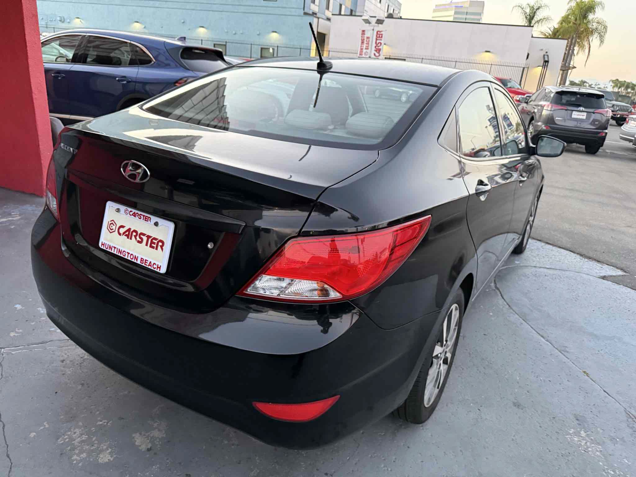 Used 2017 Hyundai Accent Value Edition FWD image 23