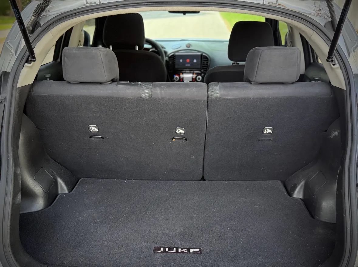 Used 2015 Nissan Juke SV FWD image 7