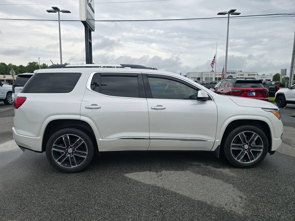 Certified 2017 GMC Acadia Denali w/ Technology Package FWD image 2