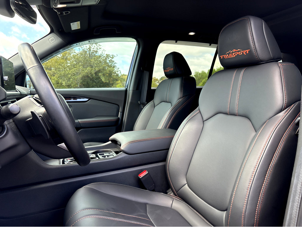 Used 2025 Honda Pilot TrailSport image 20