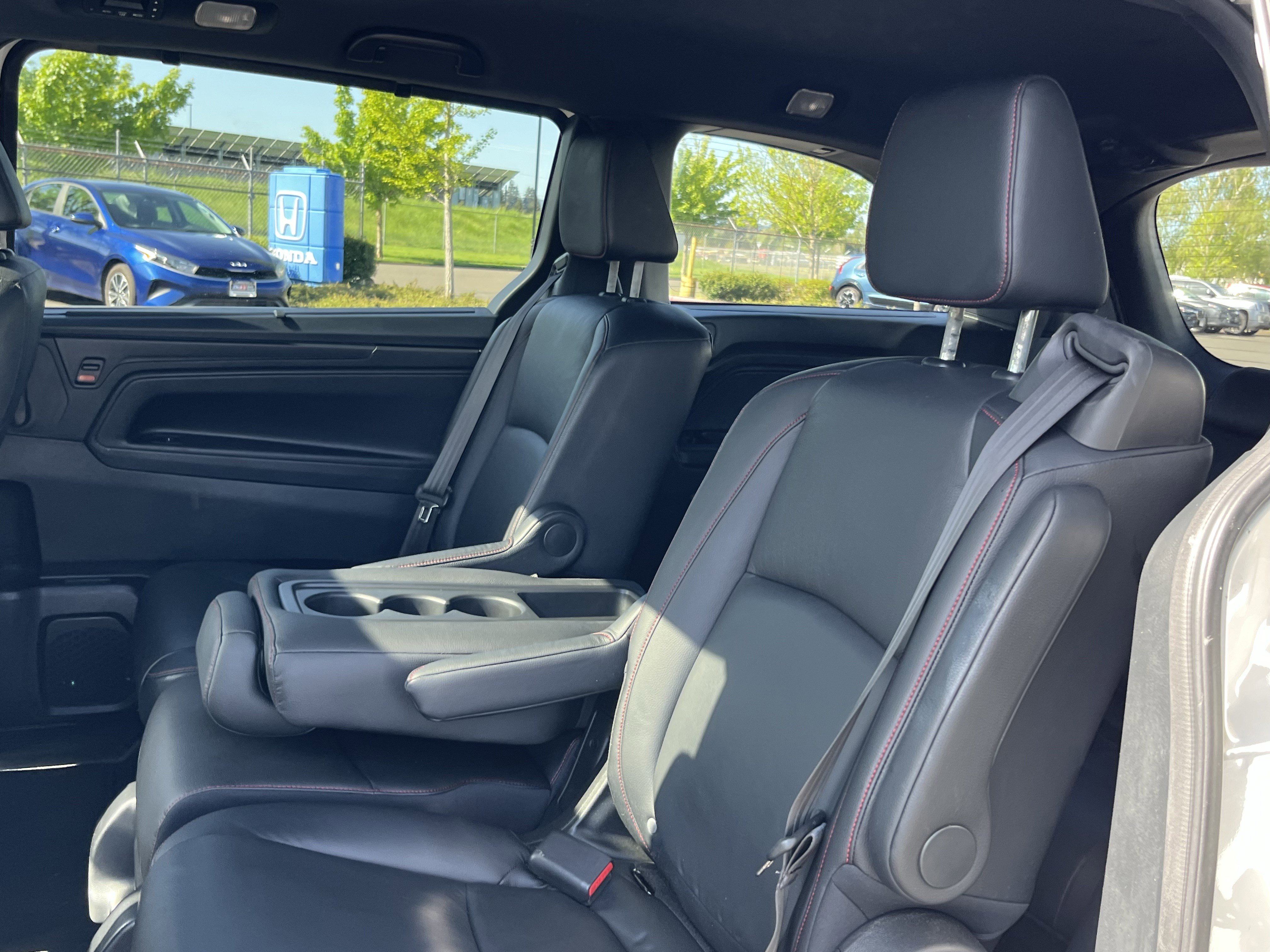 Used 2023 Honda Odyssey Sport image 14