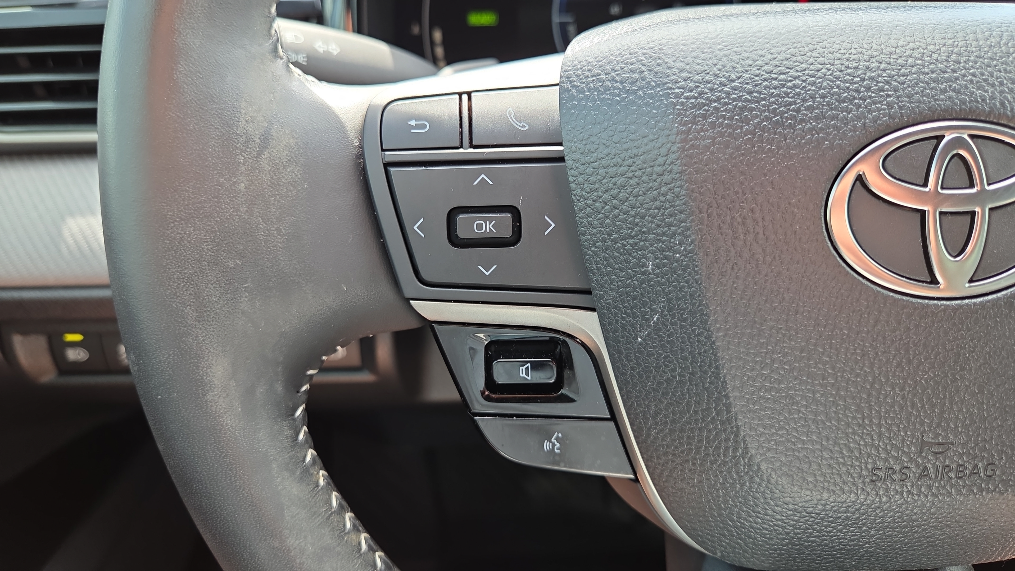 Certified 2026 Toyota Camry SE FWD image 25
