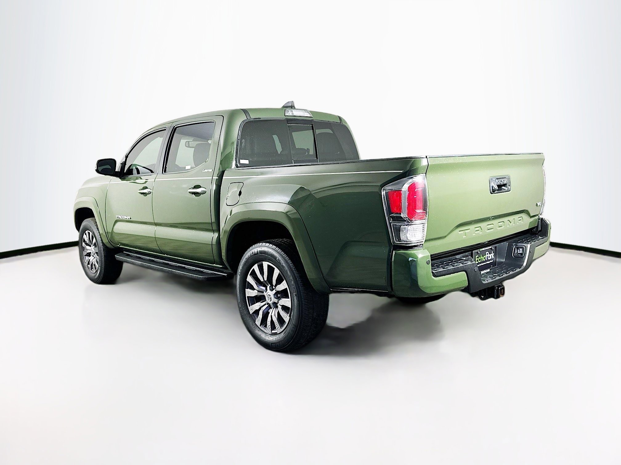 Used 2021 Toyota Tacoma Limited image 5
