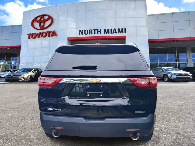 Used 2021 Chevrolet Traverse LS FWD image 4
