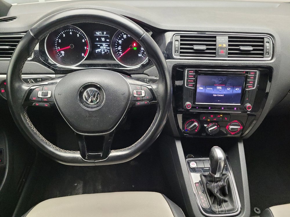 Used 2016 Volkswagen Jetta Sport FWD image 22