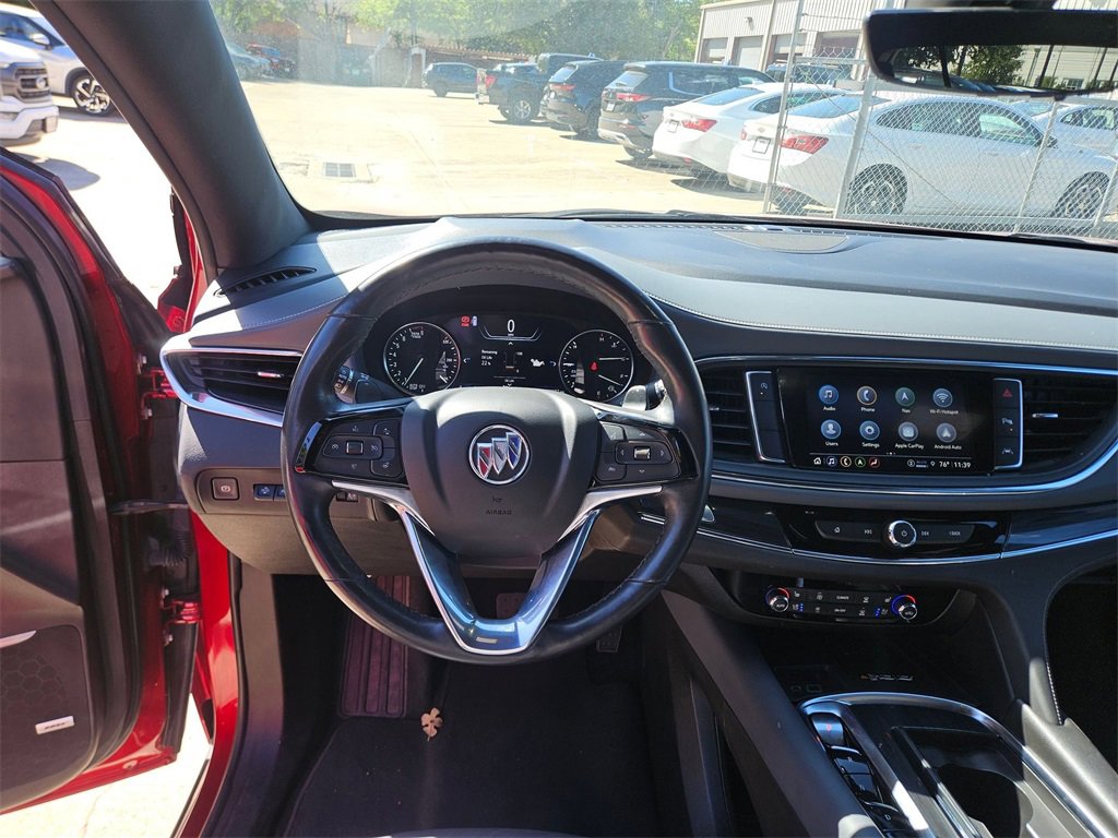 Used 2024 Buick Enclave Premium image 15