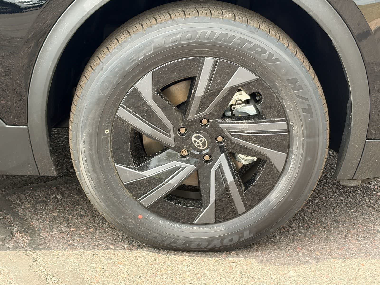 New 2026 Toyota C-HR AWD/4WD image 8