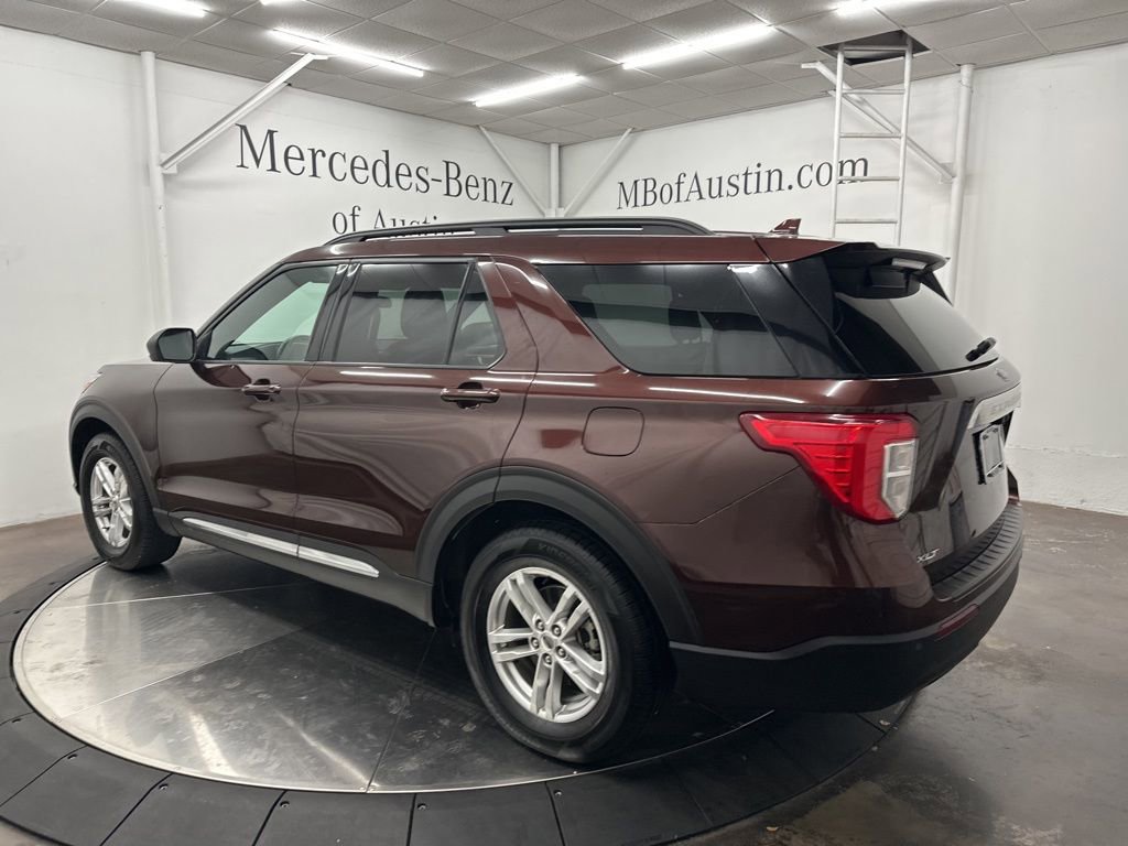 Used 2020 Ford Explorer XLT image 5